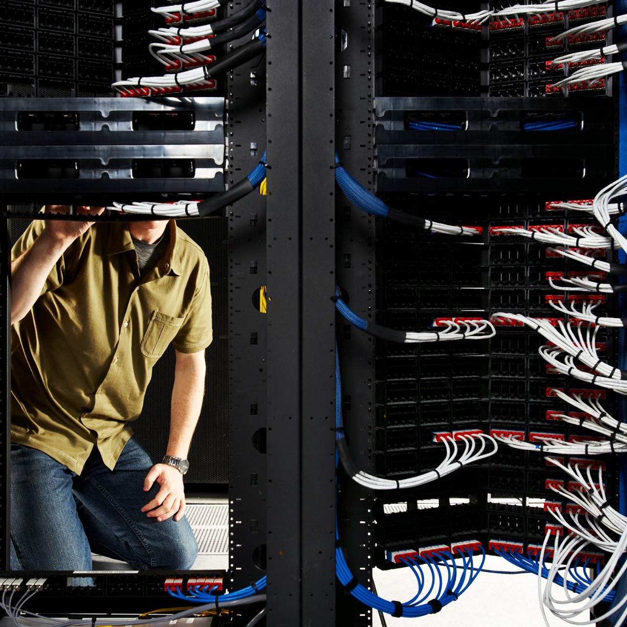 it technician server room data center getty 85973915 1500x1500